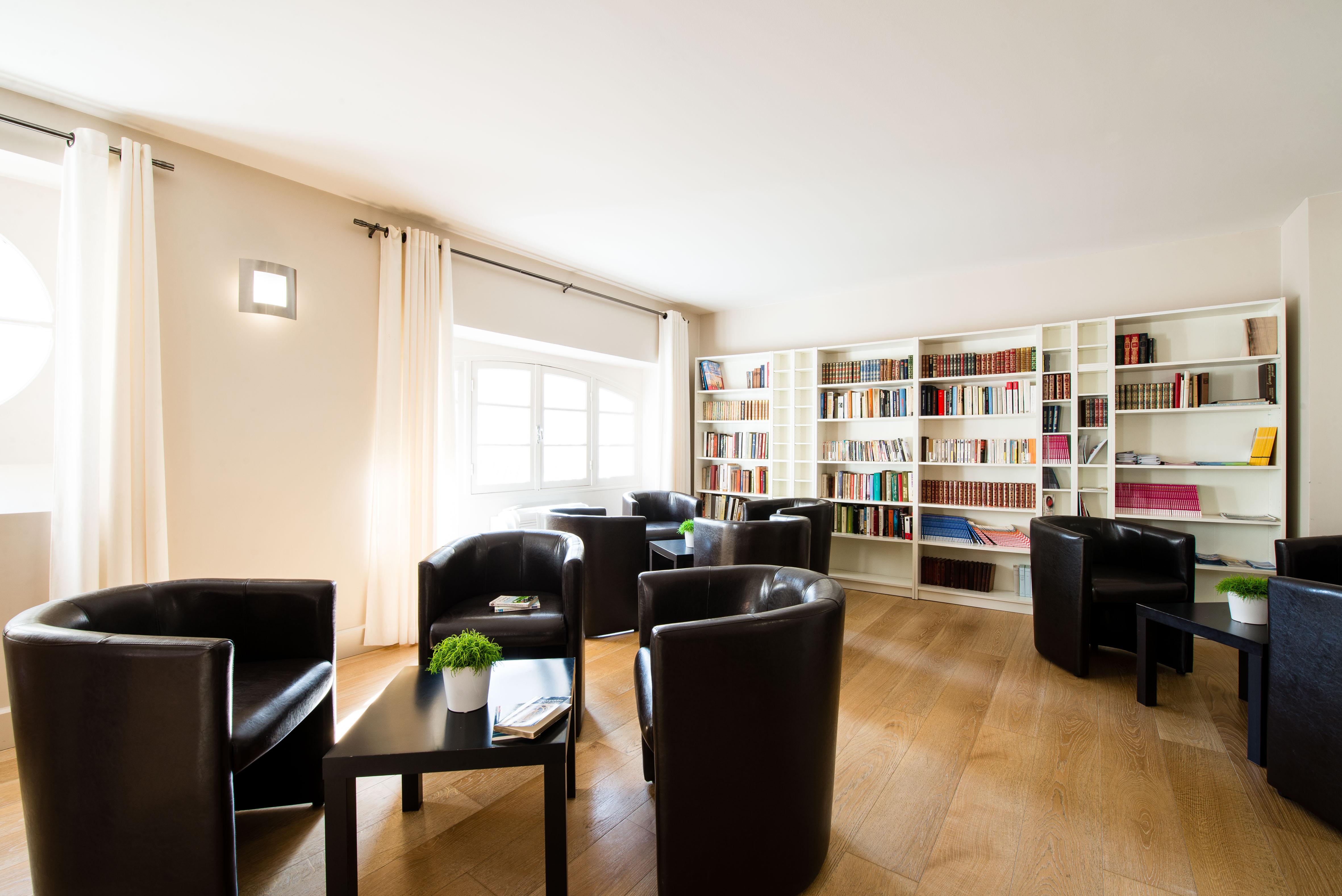 Hotel Atrium Lourdes Ngoại thất bức ảnh