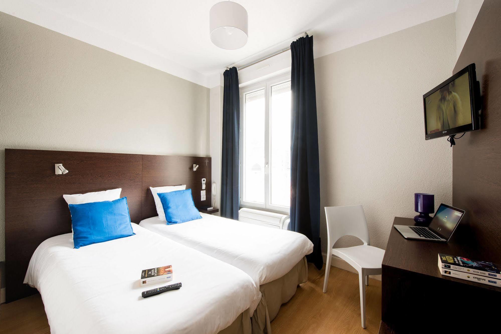 Hotel Atrium Lourdes Ngoại thất bức ảnh